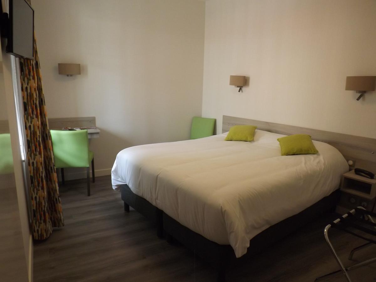 Hotel Restaurant Le Parc Moulins  Ngoại thất bức ảnh